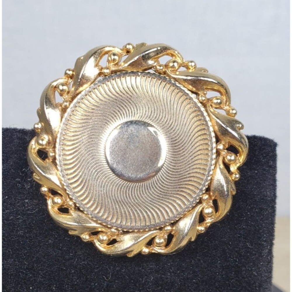 Vintage 1960's Signed STAR Round Swirl Gold Tone 1.5 inch Brooch